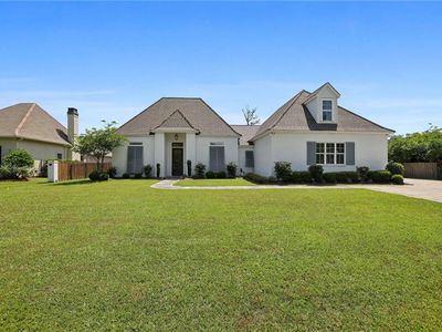 19328 Country Club Ln