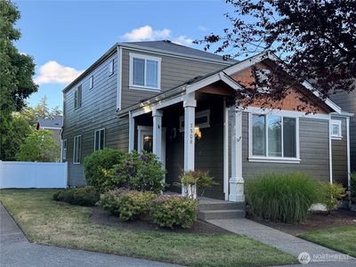 7508 Kodiak Avenue NE