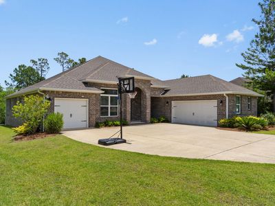 370 Mango Ln