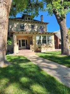 2116 N Elizabeth St