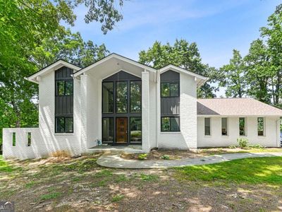 1113 Honeysuckle Dr