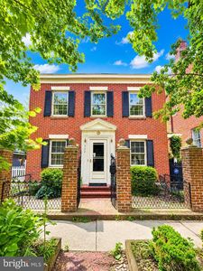 522 High St