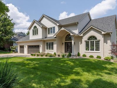 15035 Woodcrest Dr