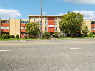 6225 Coldwater Canyon Ave Unit 102
