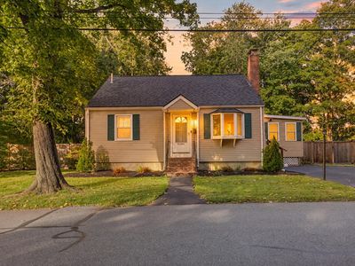 17 Cogswell Ave