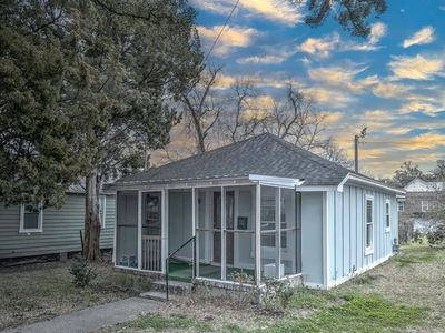 412 Orange St.