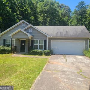 144 Longstreet Cir