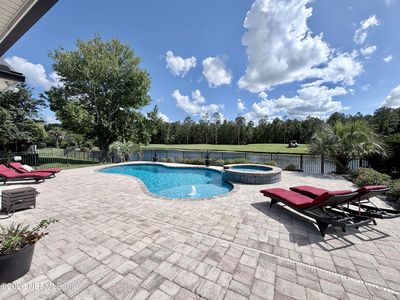 837 EAGLE POINT Drive