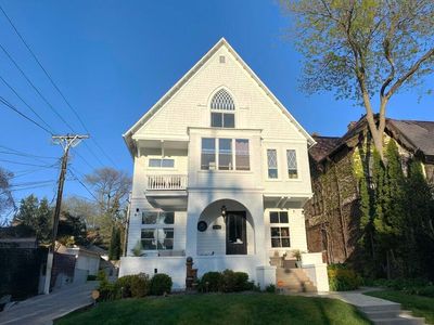 2754 North Stowell AVENUE