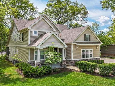 15248 Clayton Rd