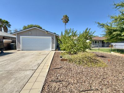 5813 Bamford Dr