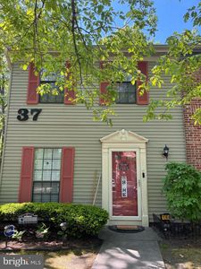 160 Patriots Ct