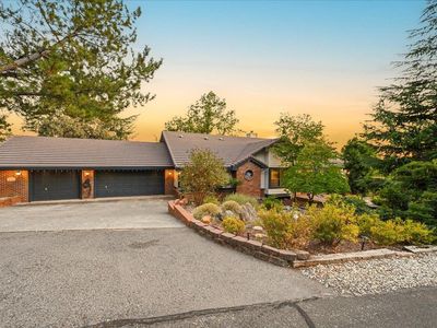 8980 Upper Valley Rd