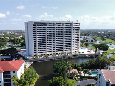 5260 S Landings Dr APT 1302