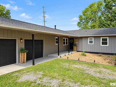 15 Pine Ln