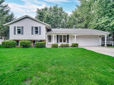 Property at 812 Fox Point Dr, Chesterton, IN