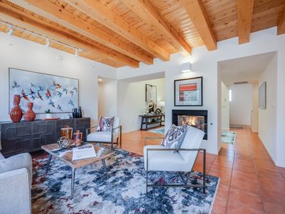 605 Avenida Celaya #605