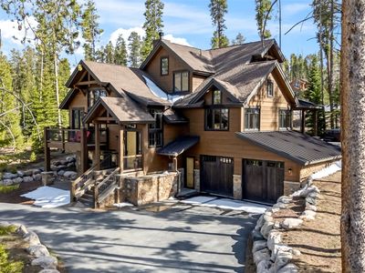 67 North Woods Lane