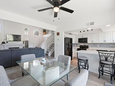 2524 S EL PARADISO -- #67