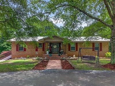 209 Sunny Hill Dr