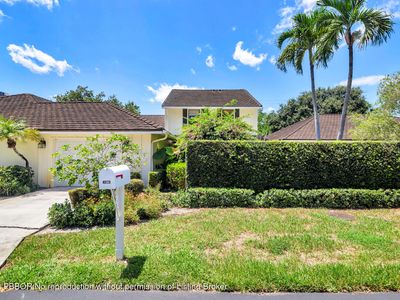11290 Glen Oaks Ct