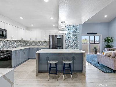 7625 Reseda Blvd UNIT 302