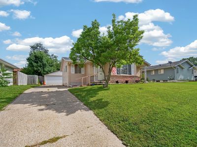 100 E Maxwelton Dr