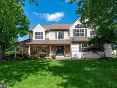 53 Greenbriar Dr