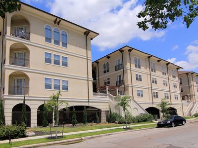 7134 Mapleridge St UNIT 2D