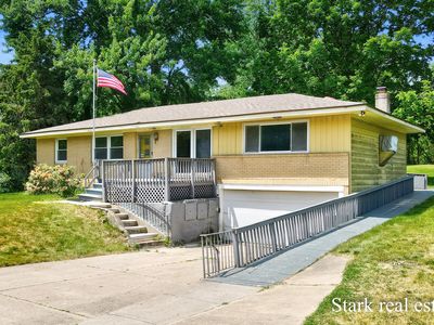225 Sunset Hills Ave NW