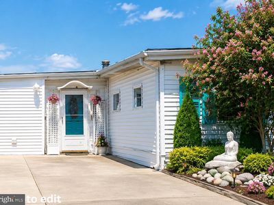 109 E Mohawk Dr