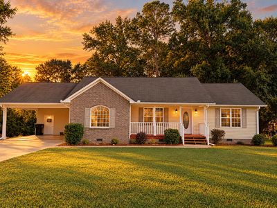 201 Briarwood Cir