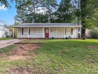 2578 Crape Myrtle St