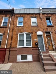 2235 Sigel St