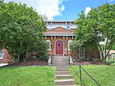 4423 Erie Ave