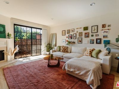 10336 Almayo Ave APT 203