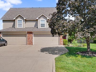 2712 Coralberry Ct