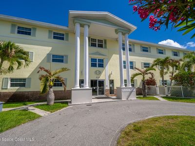 230 Columbia Dr APT 111
