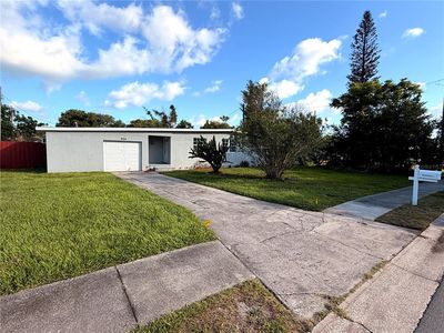 904 Kensington Dr