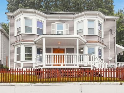 24 Walnut St