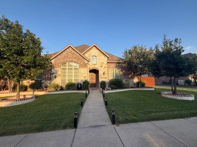 7610 Graystone Dr