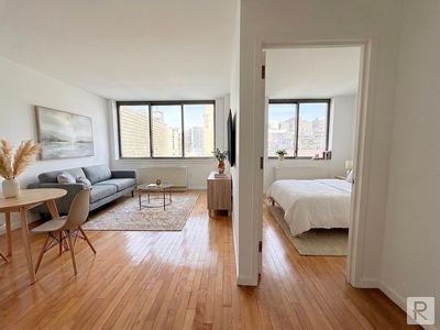 250 E 30th St APT 9D