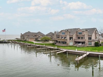 26230 Harbour Pointe Dr