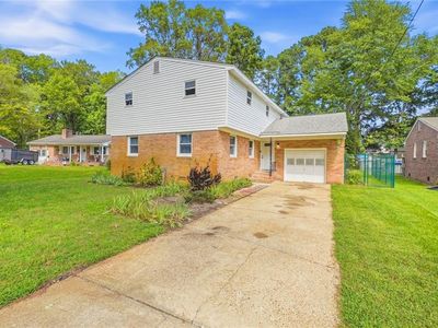 793 Fawn Ln