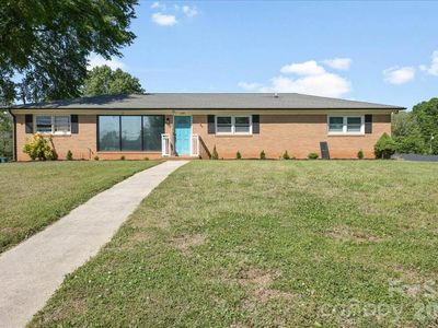 Property at 1236 Landsdowne Dr, Gastonia, NC