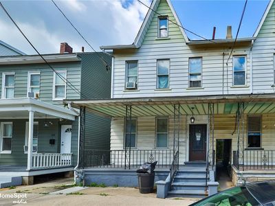 127 S 13th St