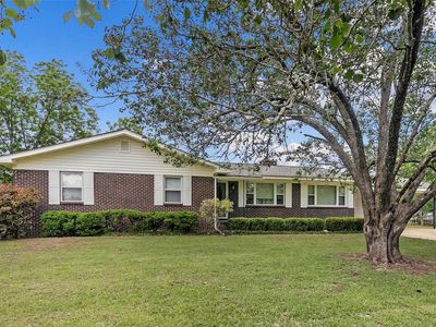 208 Deerfield Dr