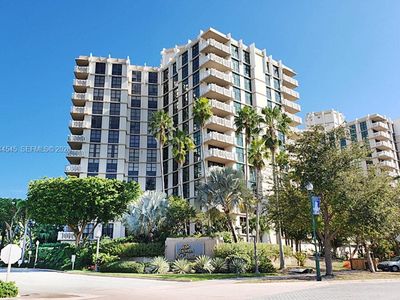 1111 Crandon Blvd APT B705