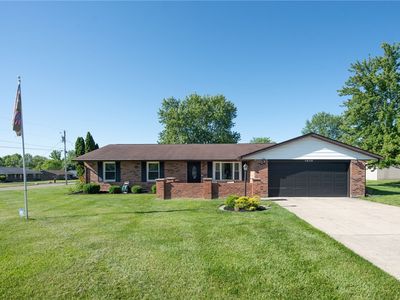 3839 Bayberry Dr