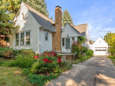 2538 North 66th STREET